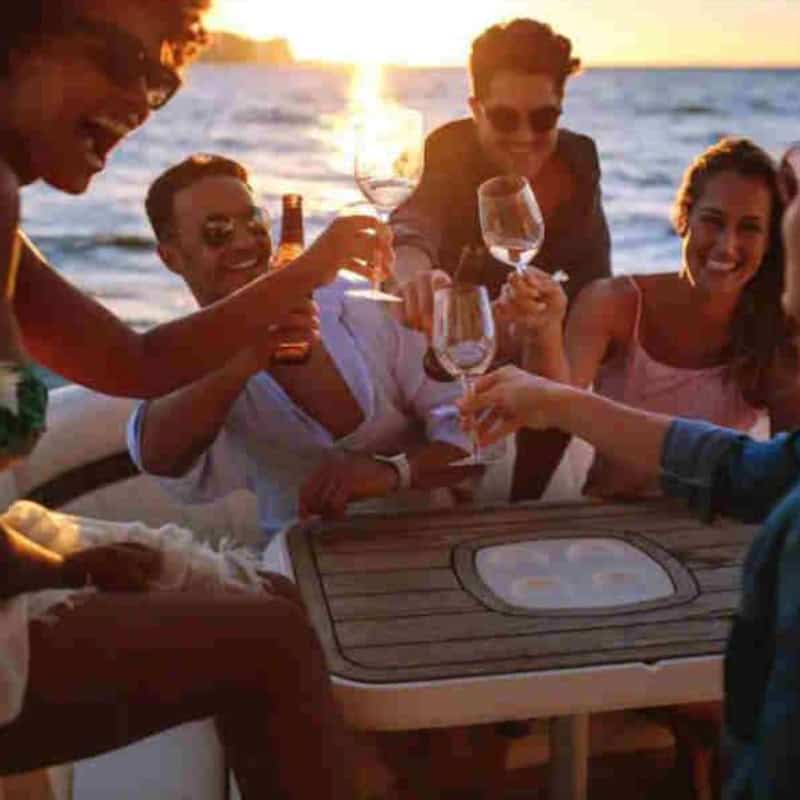 Vallarta Yacht Company - Birthday Birthday charter in puerto vallarta